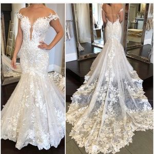 Martina Liana 1104 Wedding Gown (NWT) unworn and unaltered